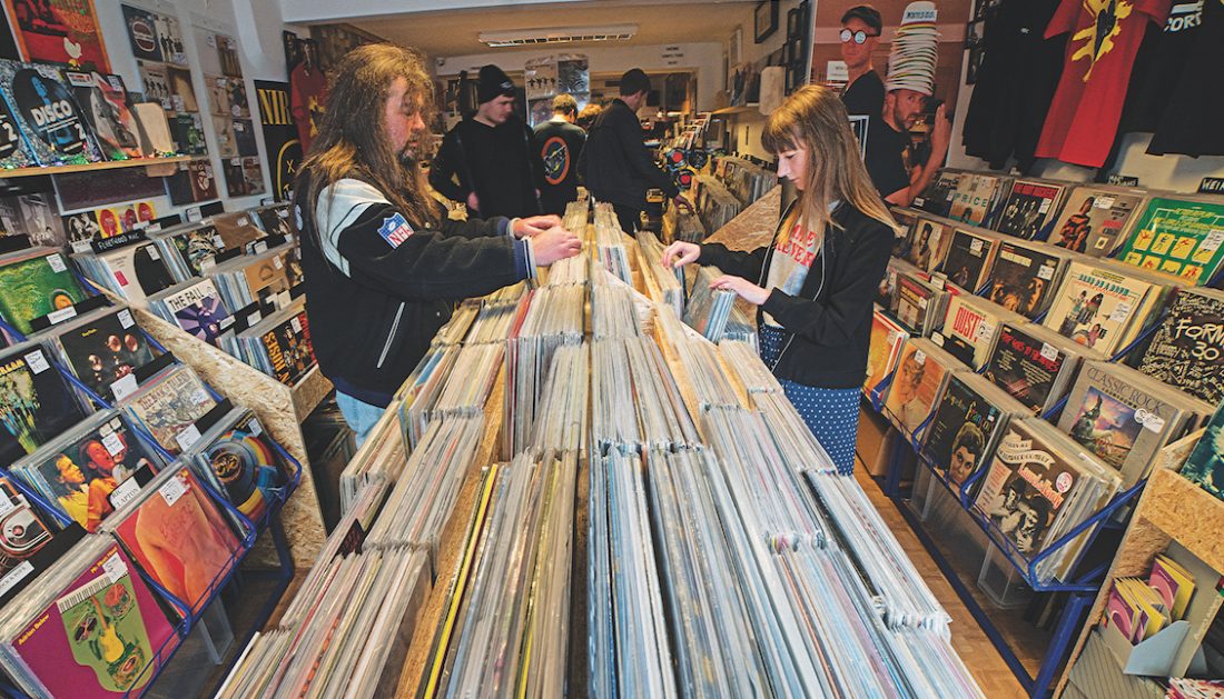 Longwell Records